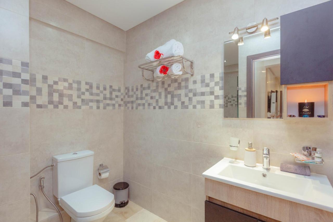 Cozy 2-Bedroom Apartment In Gueliz, Marrakech Marrakesh Bagian luar foto