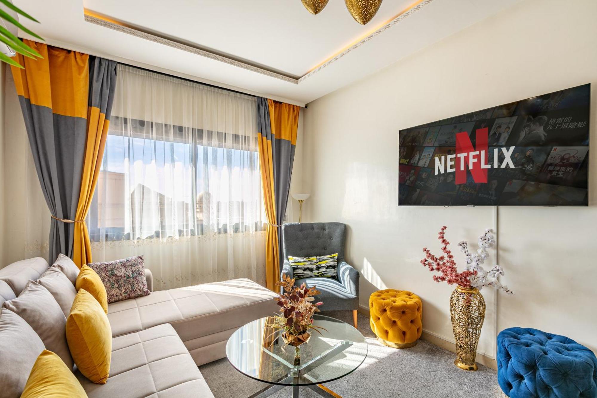 Cozy 2-Bedroom Apartment In Gueliz, Marrakech Marrakesh Bagian luar foto
